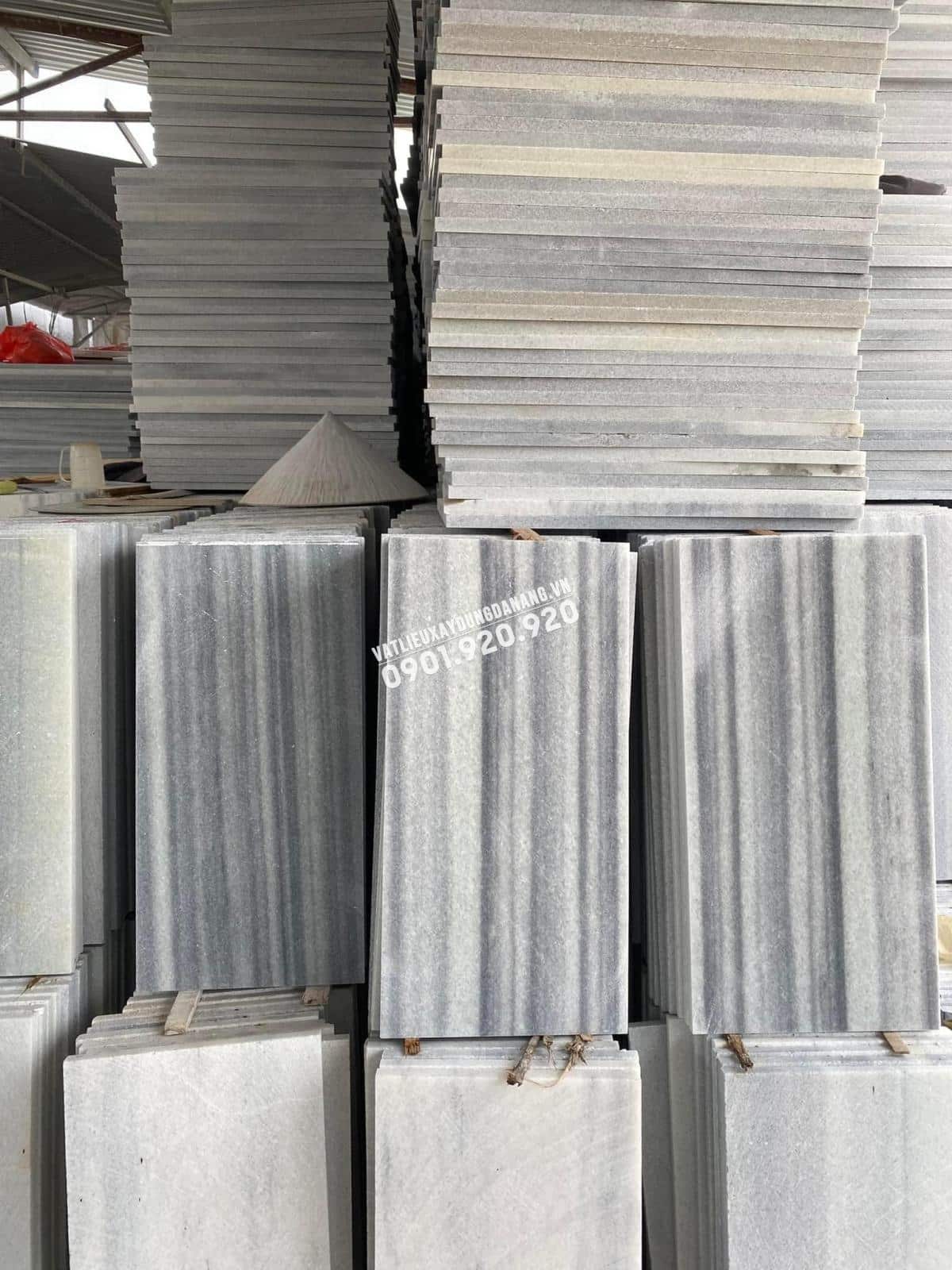 Đá sọc dưa vân trắng xám nhạt