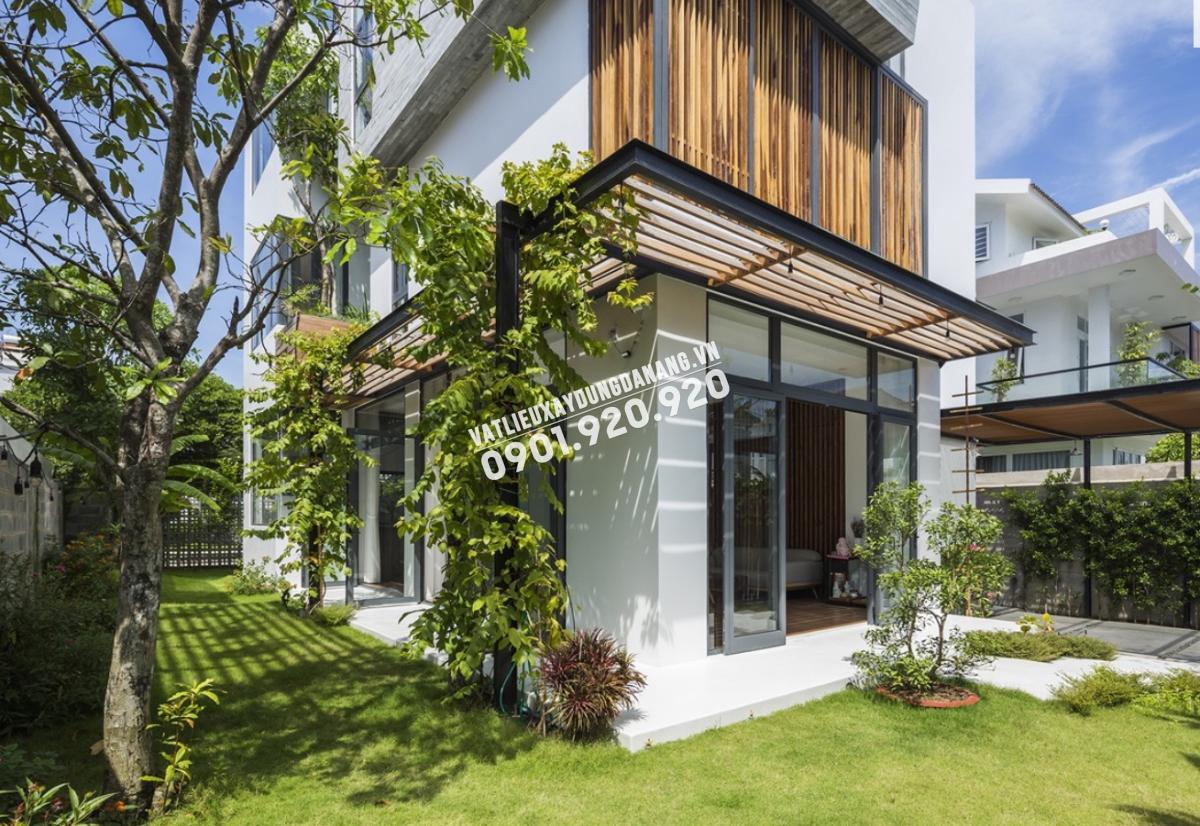 BIỆT THỰ VƯỜN VỚI THIẾT KẾ HÌNH KHỐI ẤN TƯỢNG Ở NHA TRANG