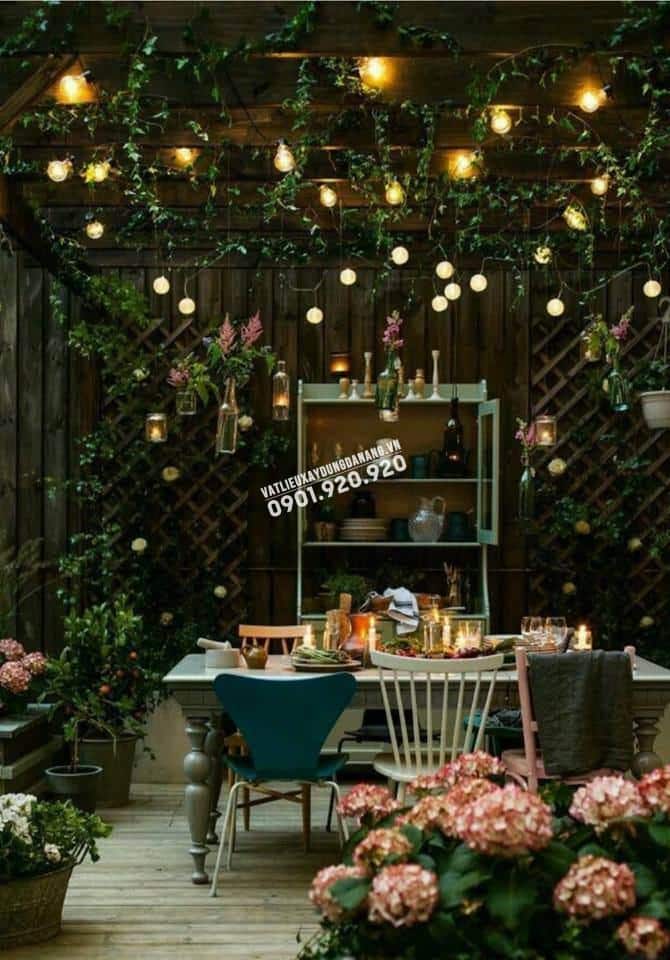 SỰ KẾT HỢP HOÀN HẢO GIỮA CÂY XANH VÀ ĐÈN VÀNG