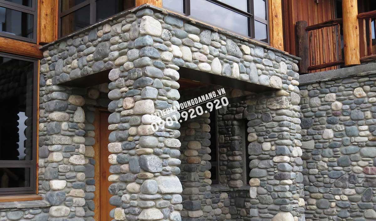Tường mặt tiền ốp đá cuội đẹp