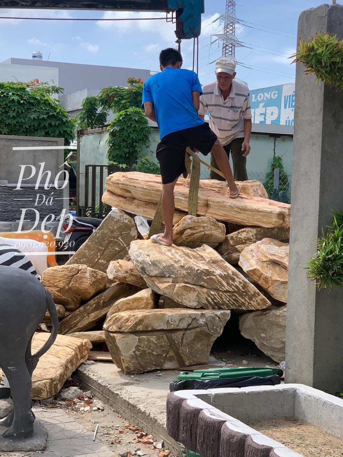 Đá Cổ Thạch Làm Tiểu Cảnh Hòn Non Bộ