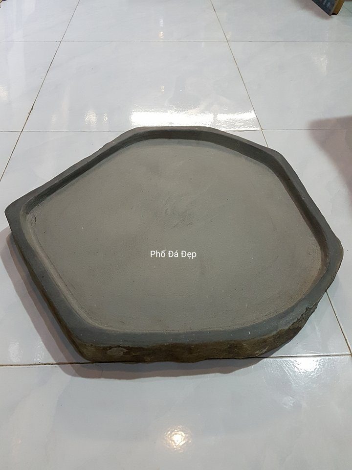KHAY ĐỰNG BÌNH LY BẰNG ĐÁ BAZAN