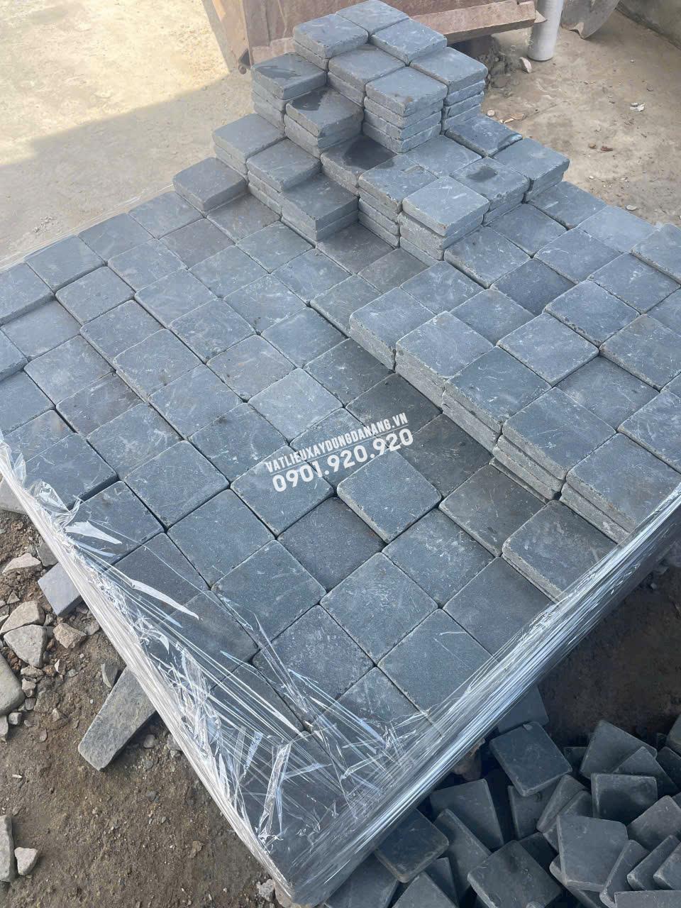 Đá xanh sa thạch quay mẻ 10x10x2cm