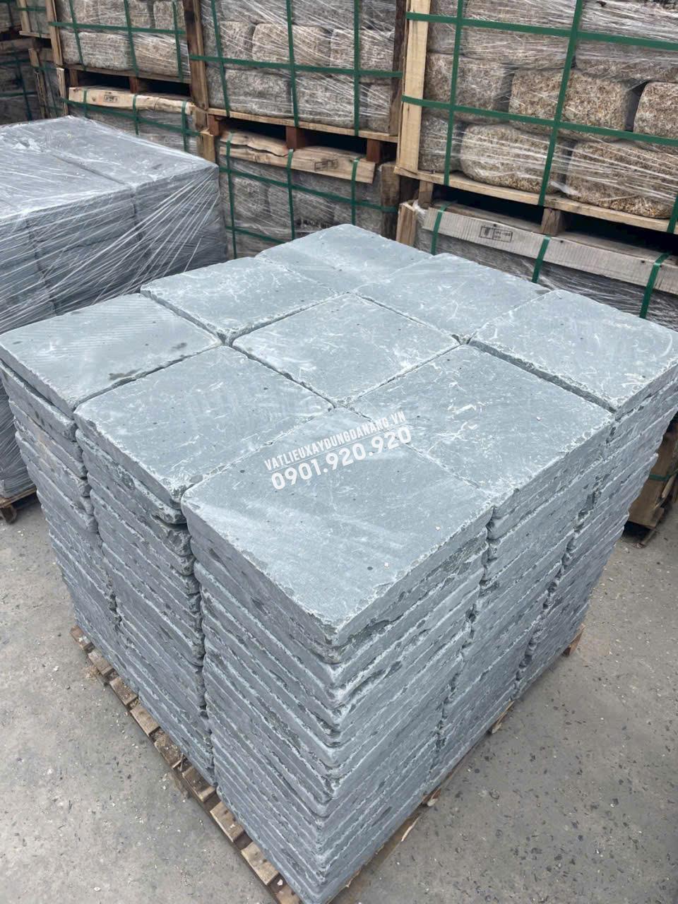 Đá xanh sa thạch quay mẻ 30x30x3cm